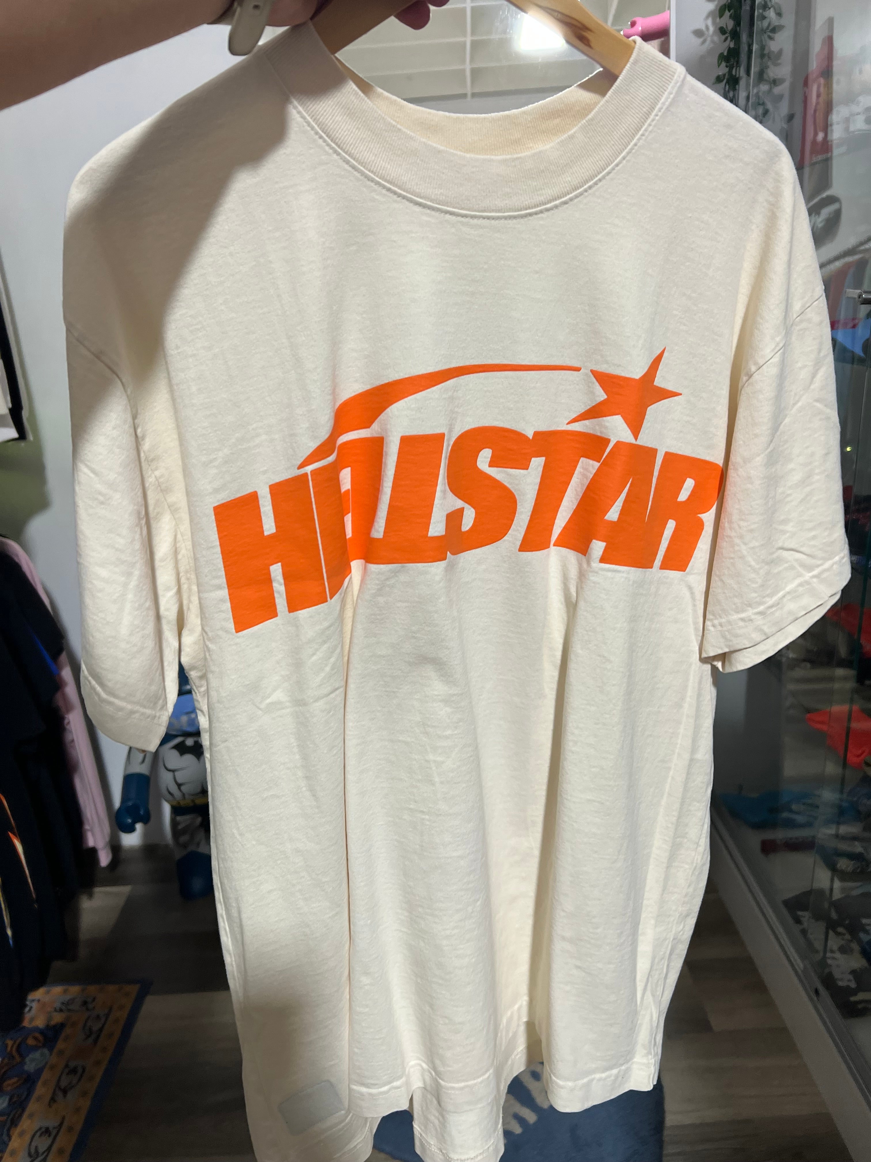 Hellstar tee sports logo cream/ orange