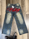 Vale lives star jeans red logo