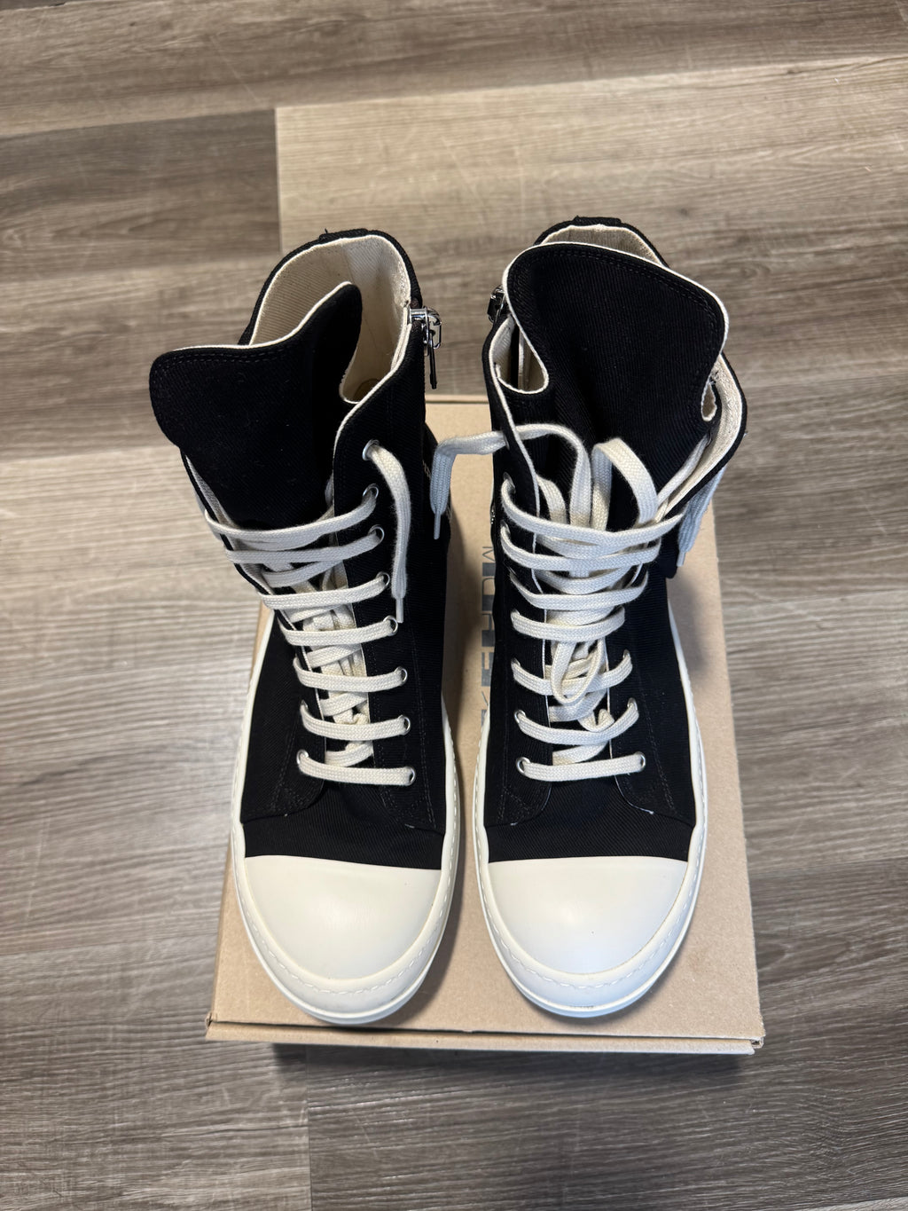 Rick Owens Ramone Hightop (Black)