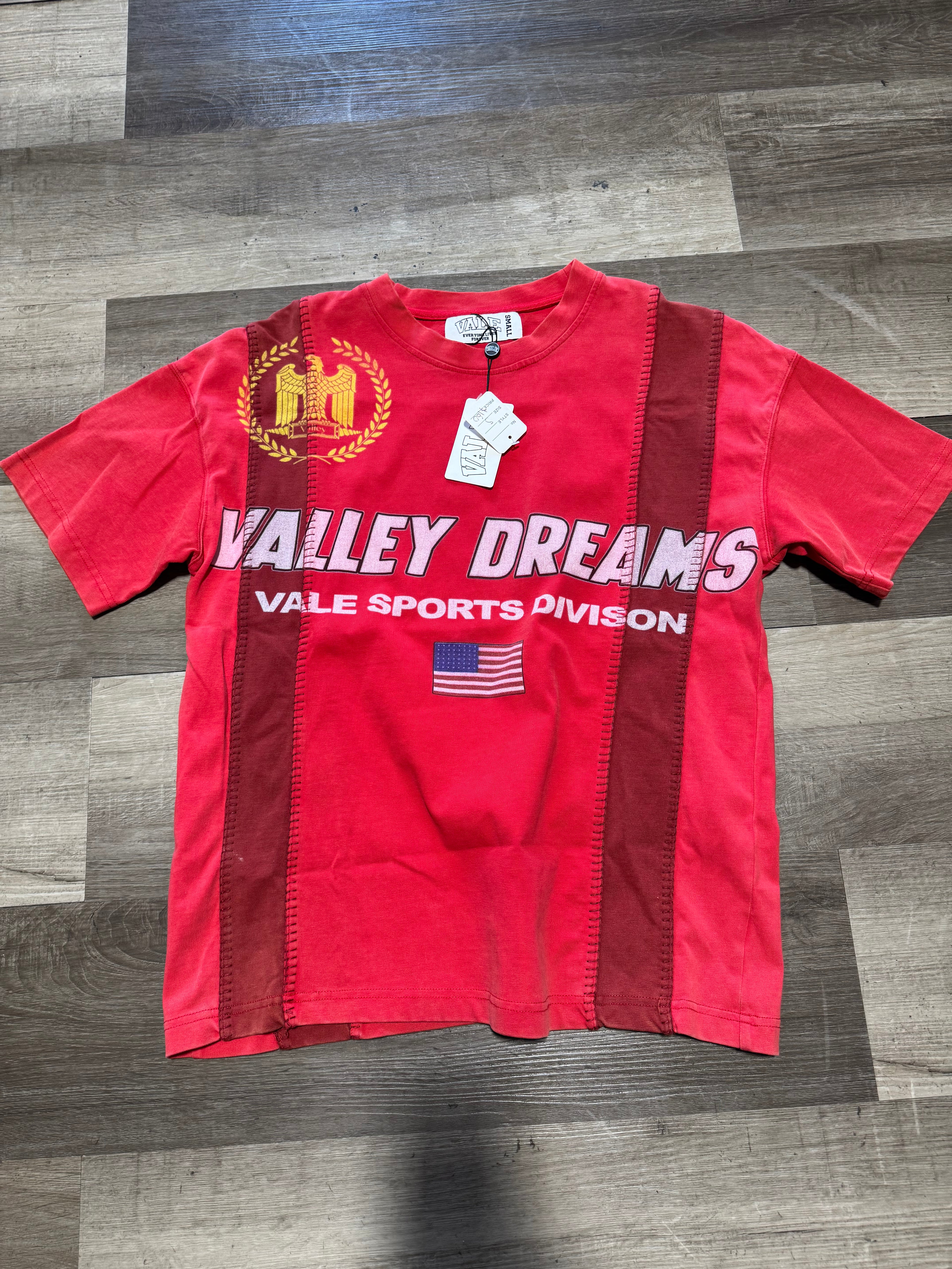 Vale Sports division tee red