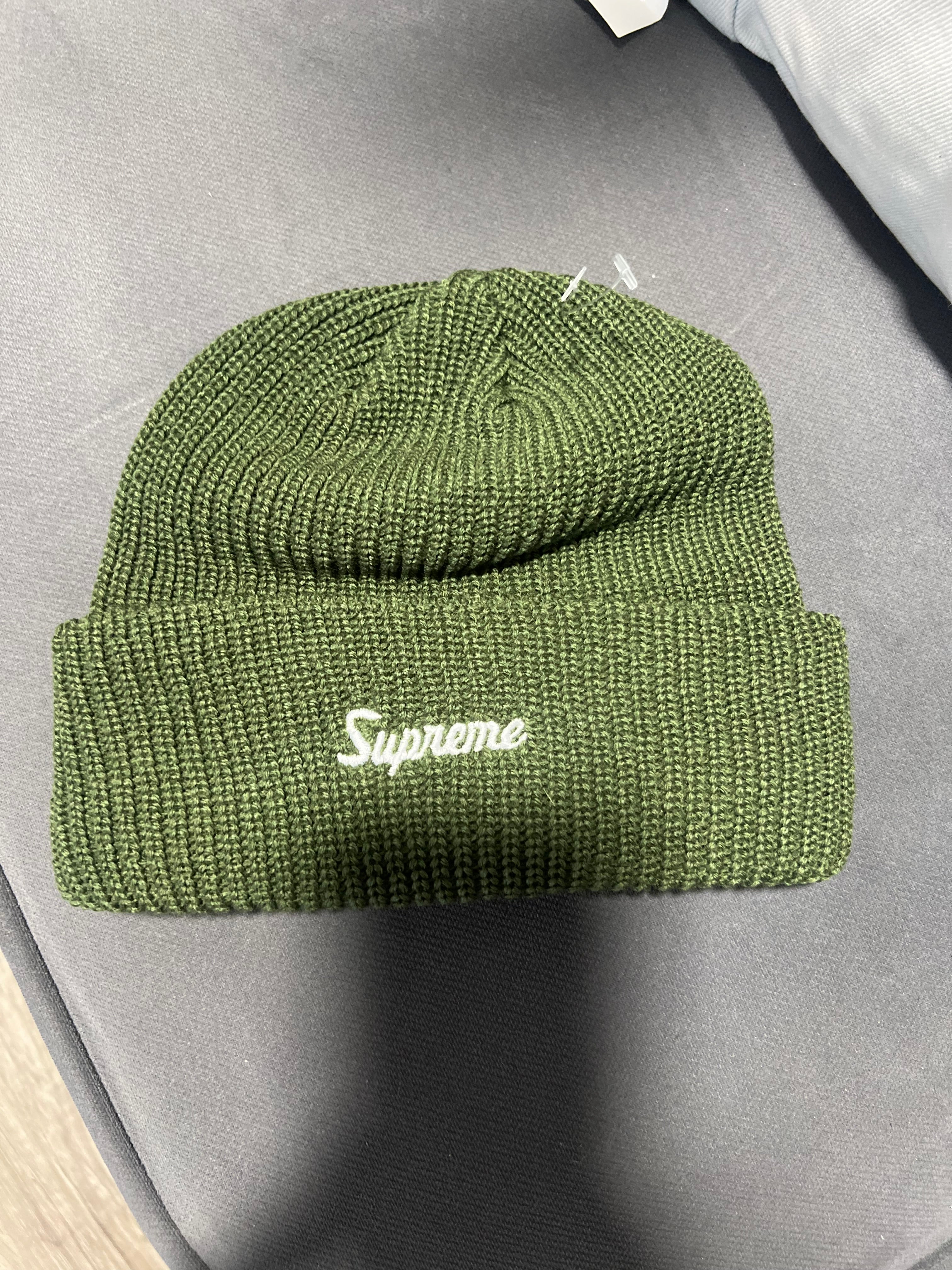 Supreme beanie script logo olive
