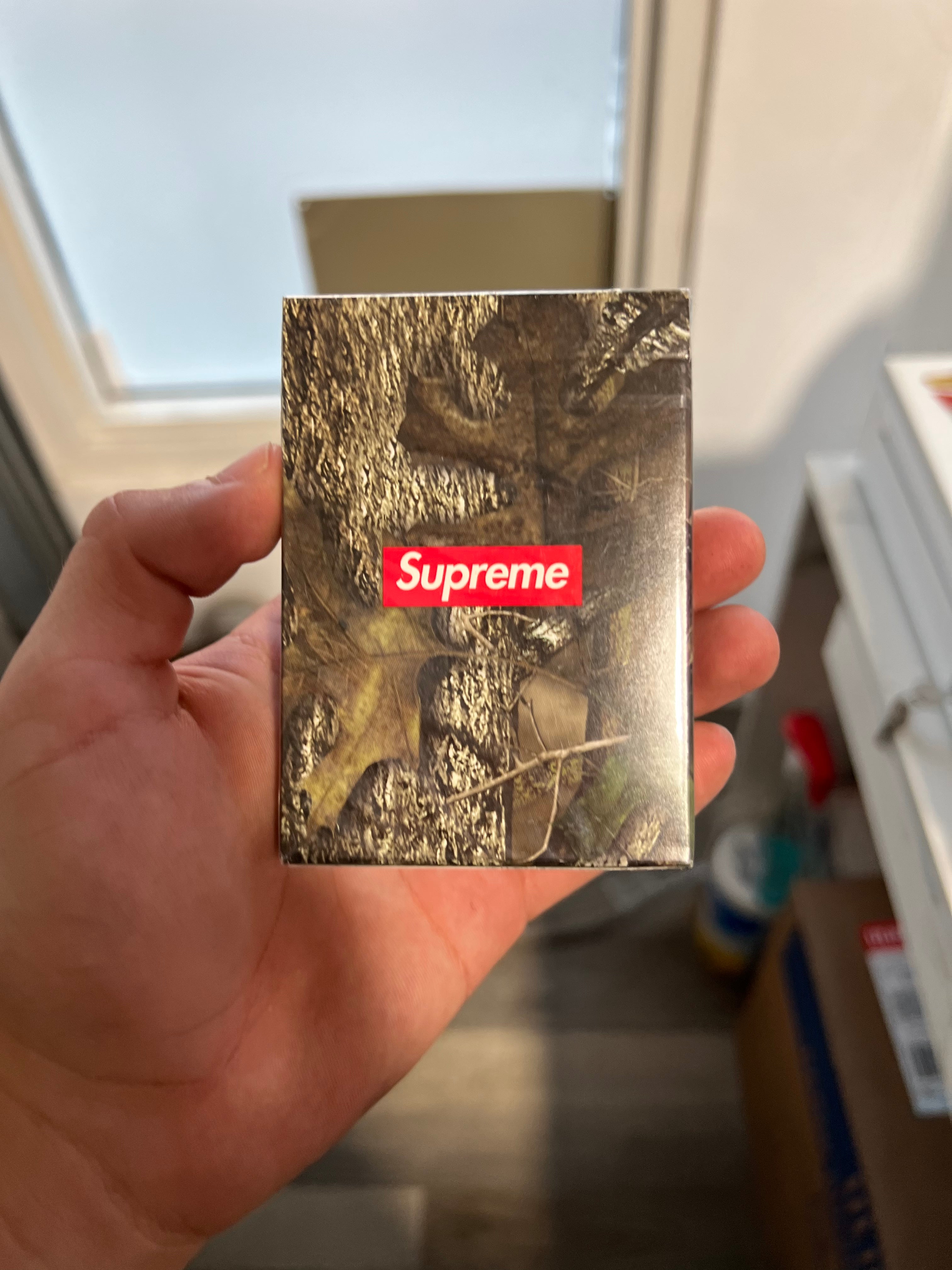 Supreme playing cards