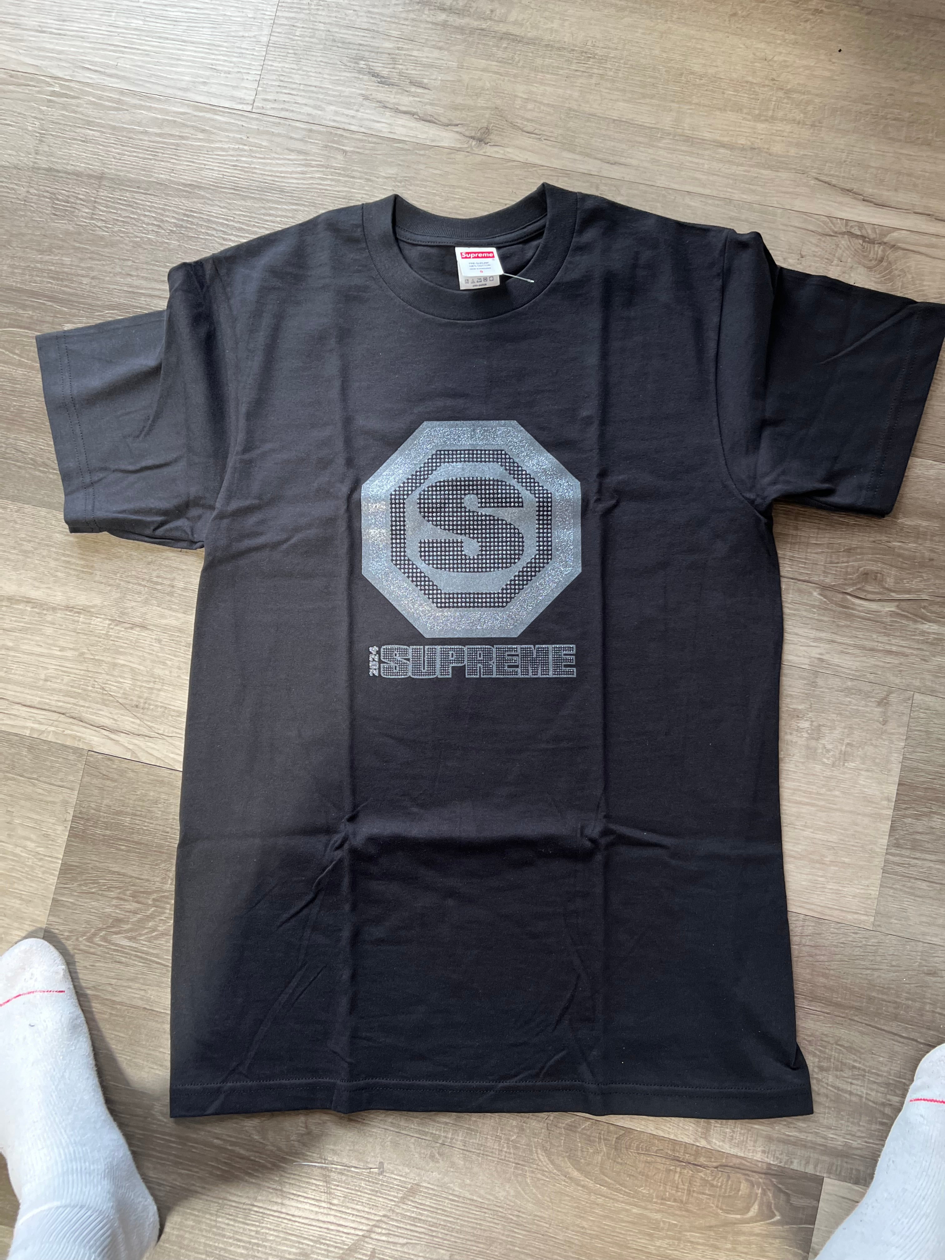 Supreme glittery logo tee black