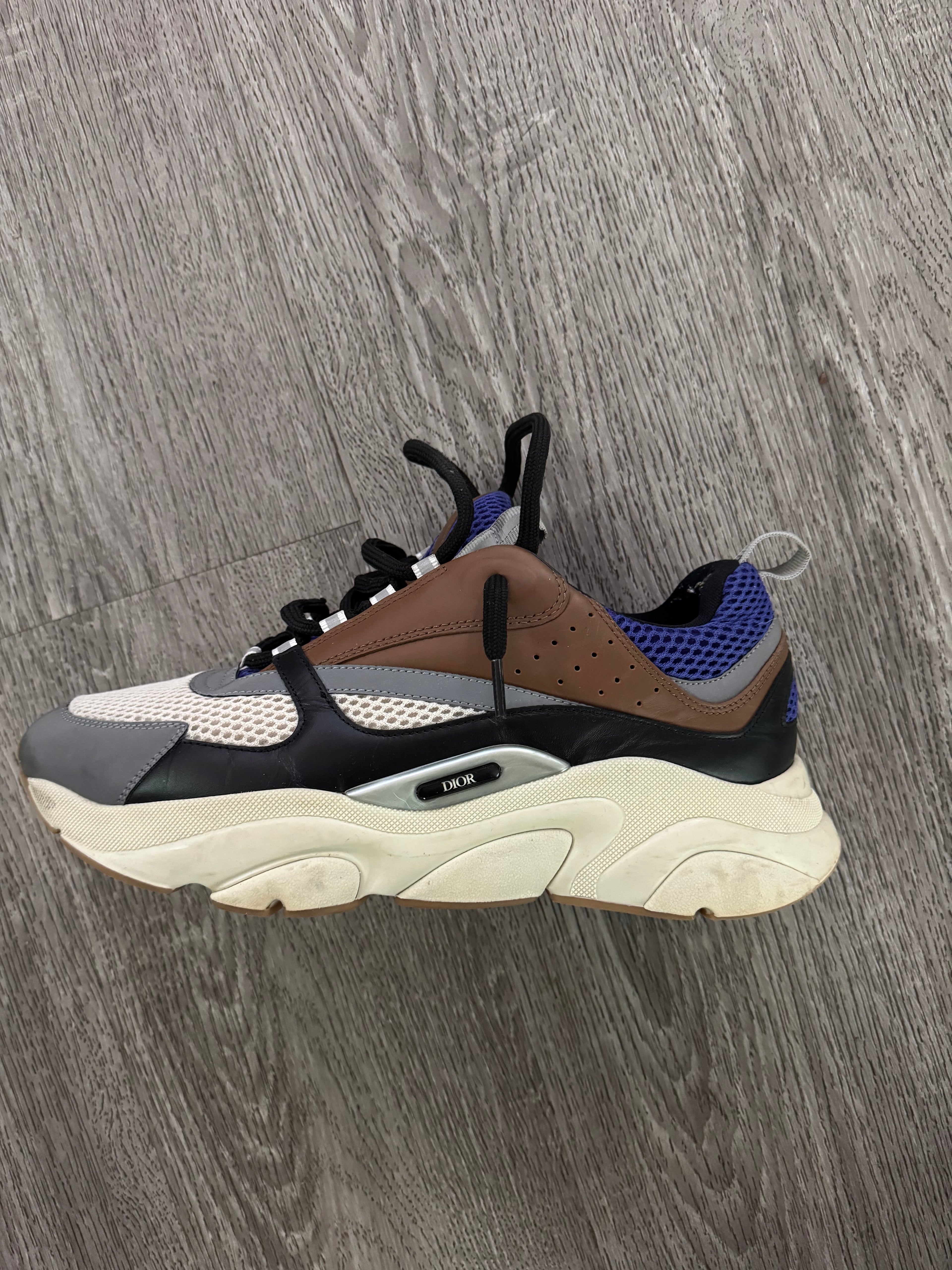 Dior B22 (Brown)