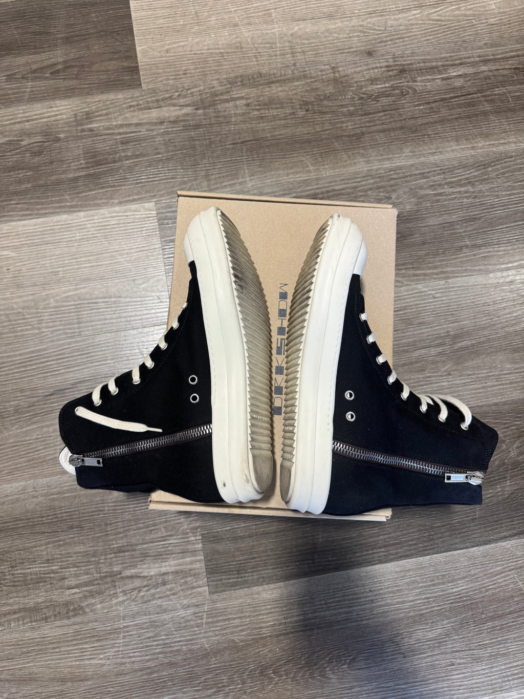 Rick Owens Ramone Hightop (Black)