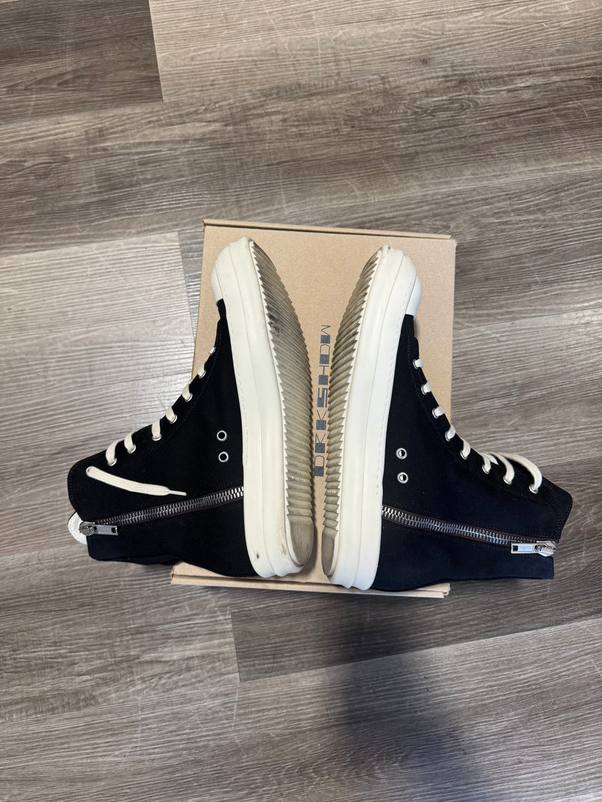Rick Owens Ramone Hightop (Black)