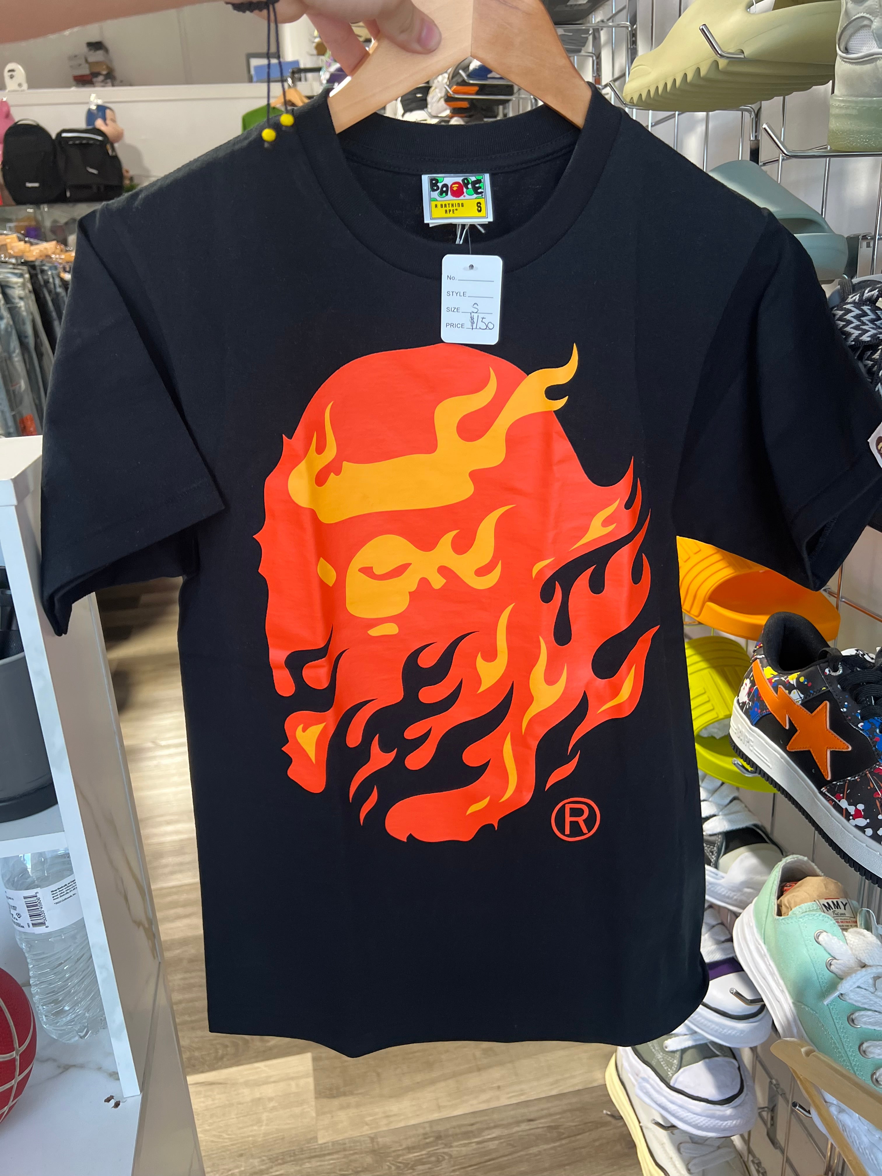 Bape tee on fire ape logo black/ orange