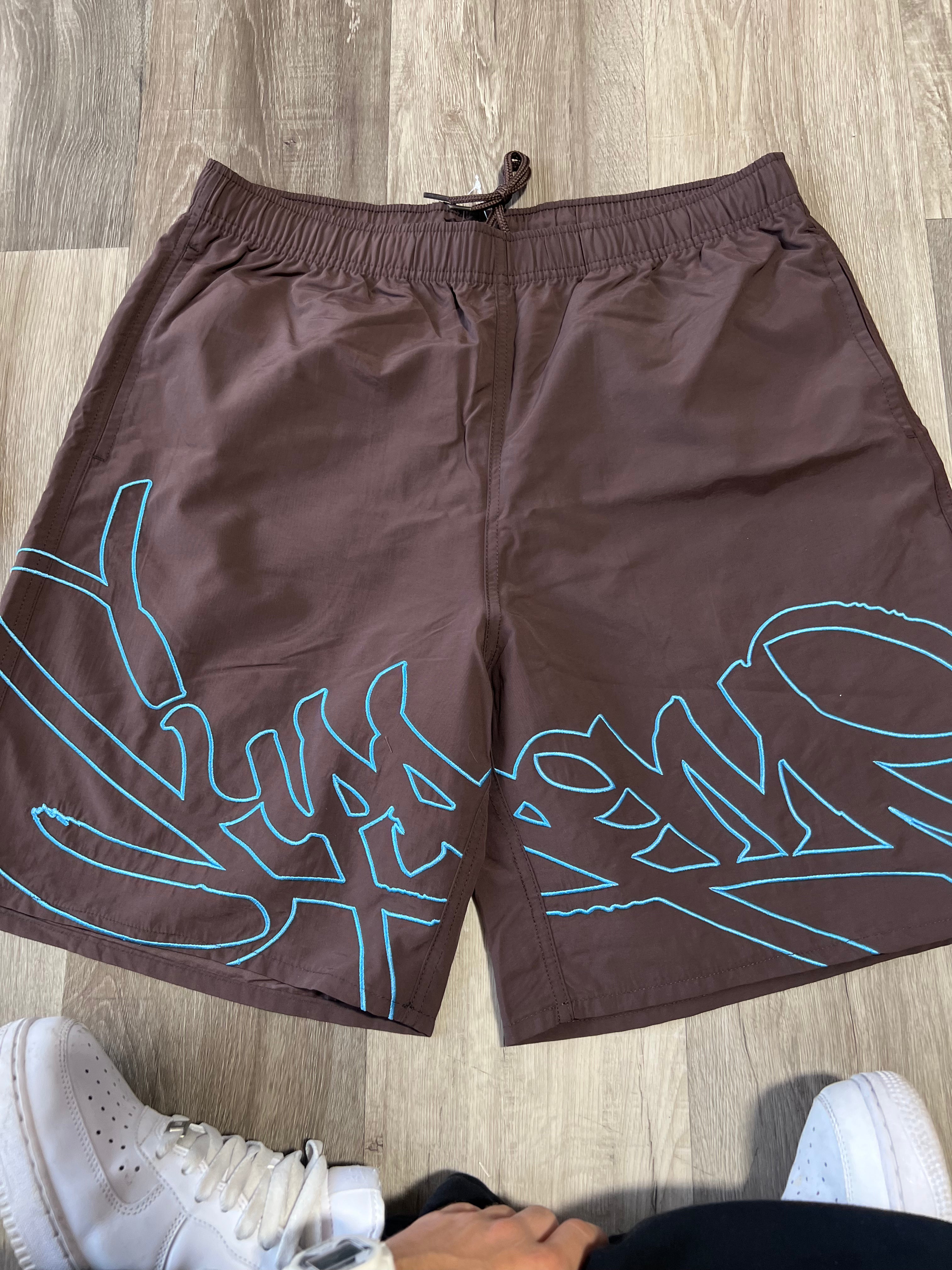 Supreme shorts graffiti logo brown