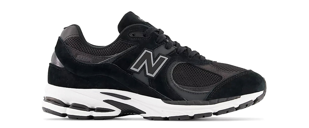New Balance 2002R black Gunmetal